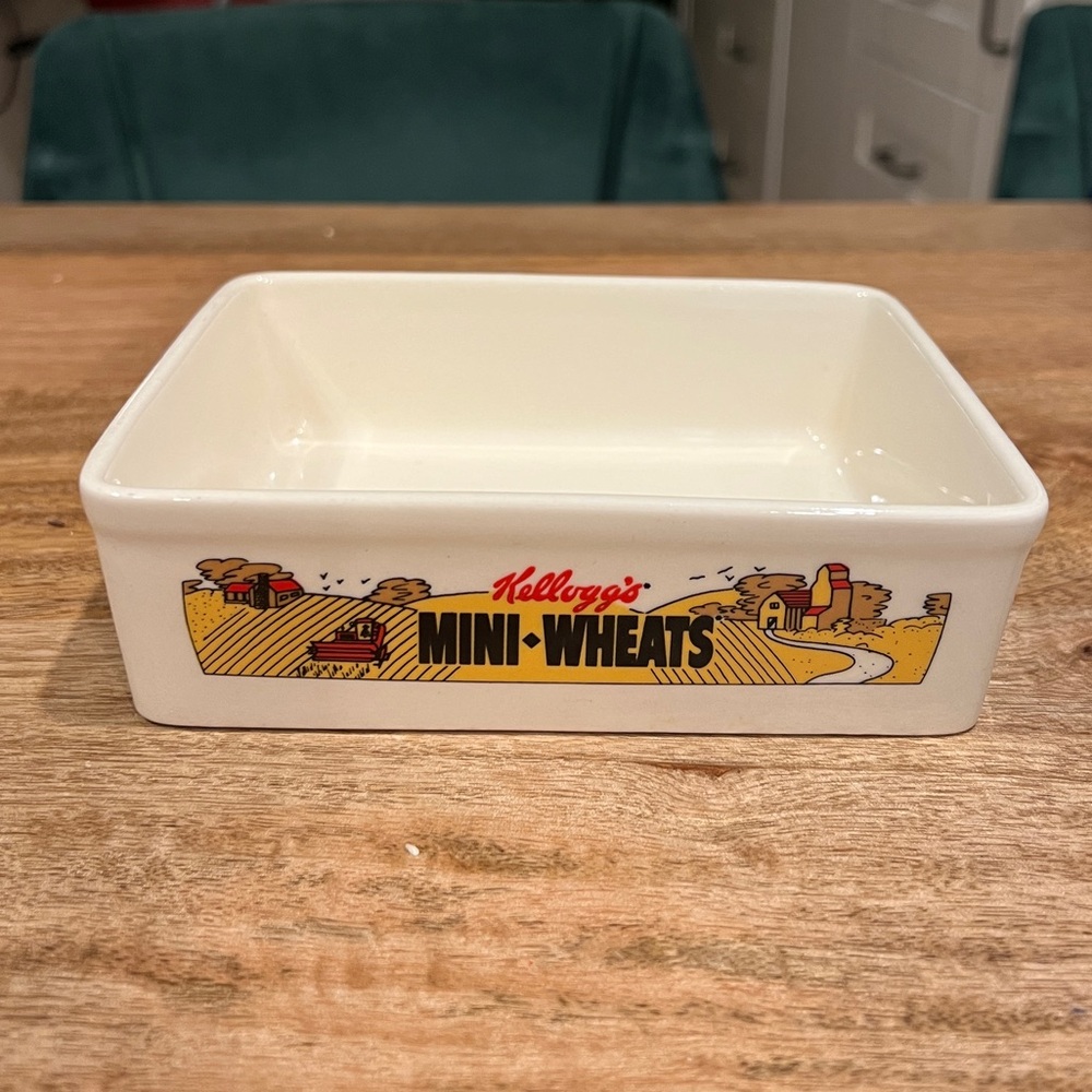 ✨Vintage✨ Kellogg's Mini-Wheats Ceramic Serving Dish - Cream
